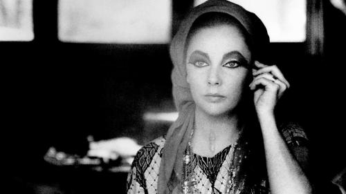 Elizabeth Taylor : Rebelle & Superstar