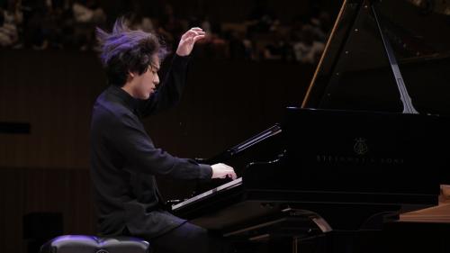 Yunchan Lim à la Fondation Louis Vuitton : Dowland, Bach, Beethoven