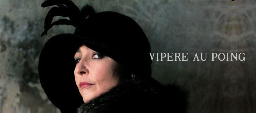 Vipère au poing